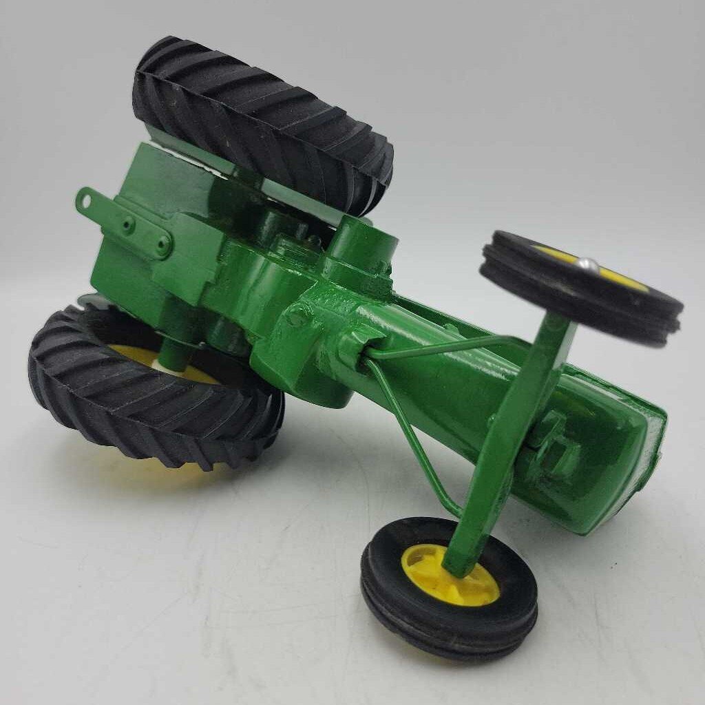 John Deere Tractor AR (RAE)