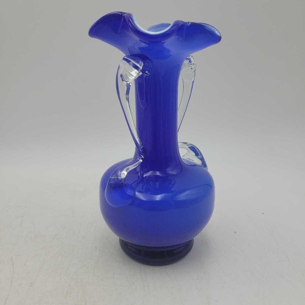 Hand blown VTG blue/white 6.5" vase (BG)