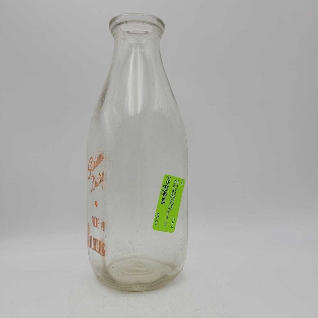 Sunshine Dairy Wallaceburg Quart Milk bottle (YVO) 506