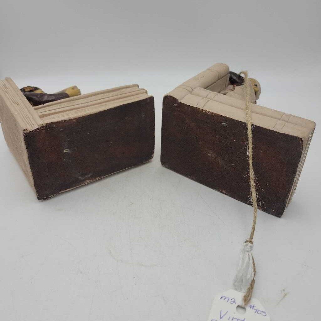 Oriental Themed Bookends (M2) 703