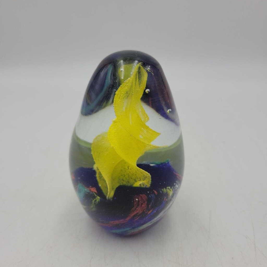 Paperweight (YVO) (506)