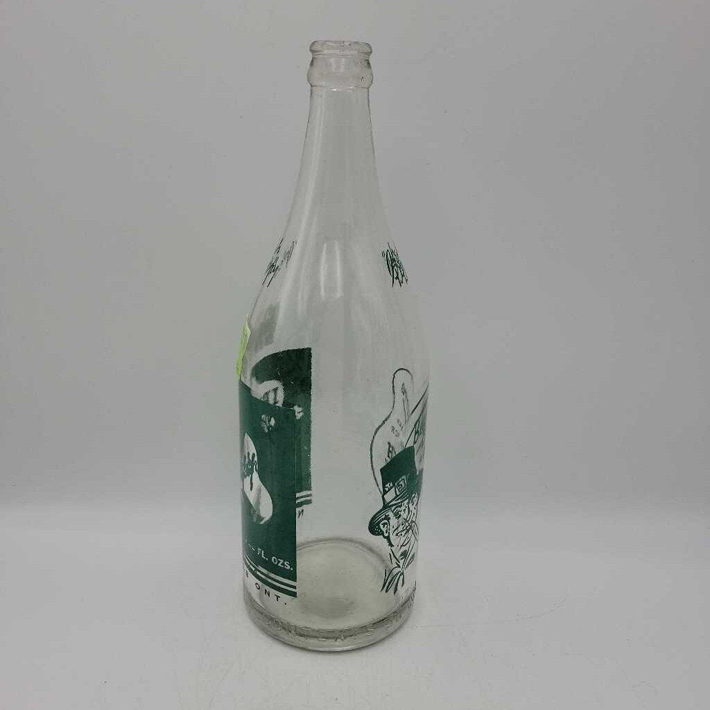 Irish Dry Beverages soda pop bottle Niagara Falls Ontario (DR)