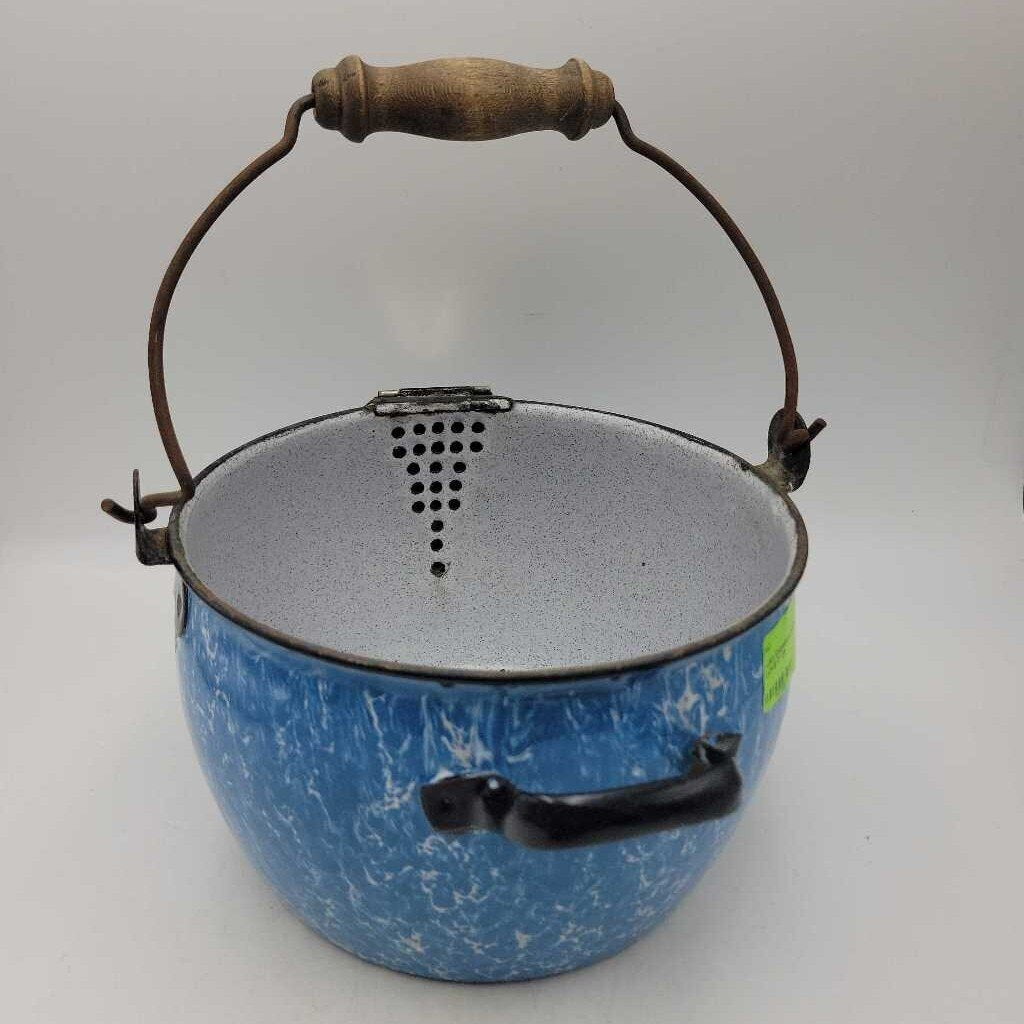 Enamelware Kettle pot (JAS)