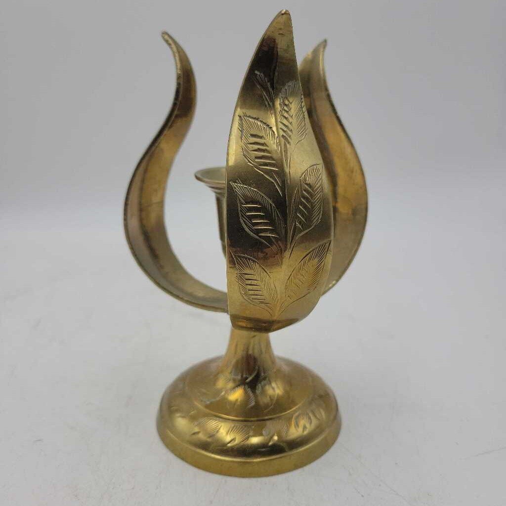 Etched Leaves Brass Candle Holder (1038) (MCOL)