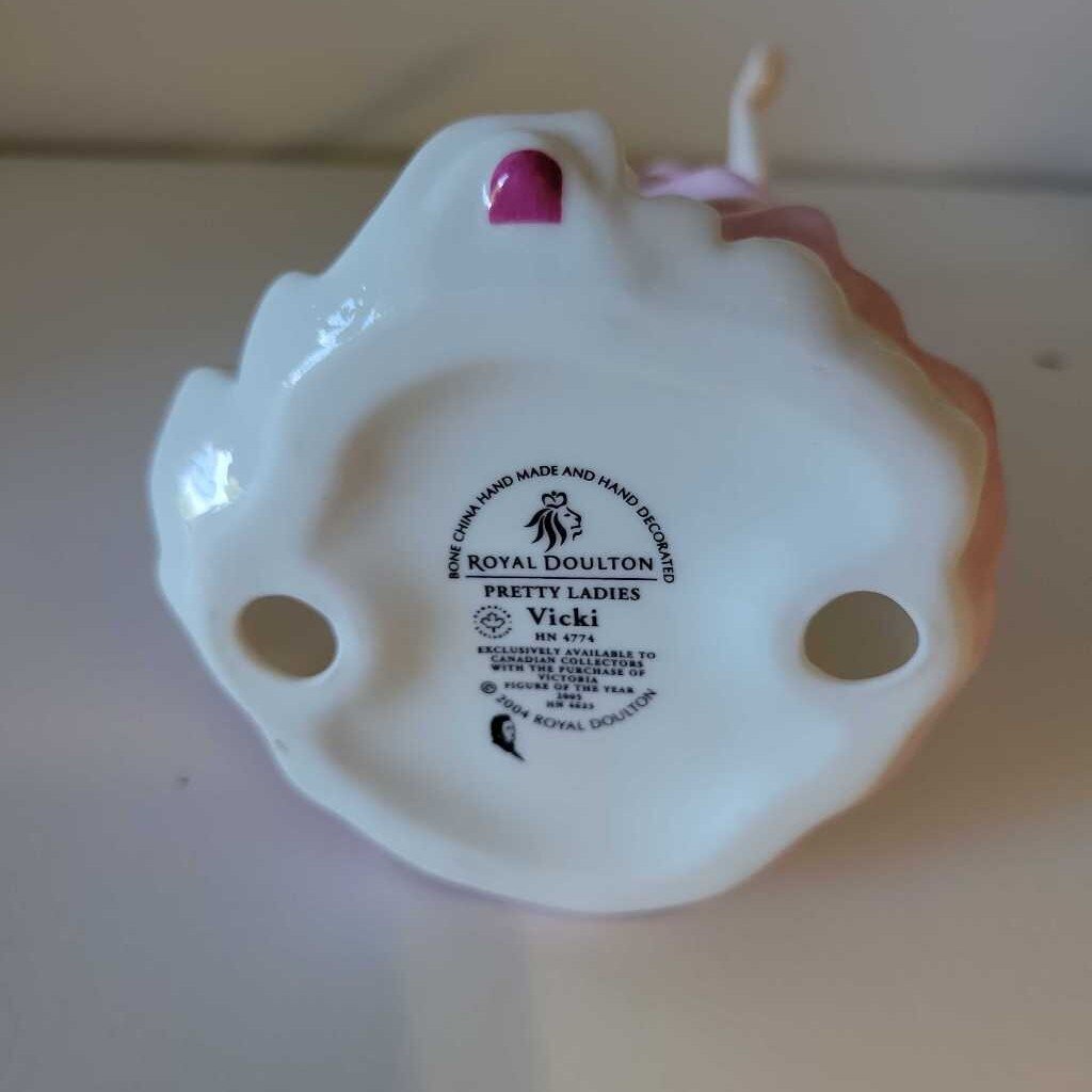 Royal Doulton Pretty Ladies Vicky HN 4774 (Haus)