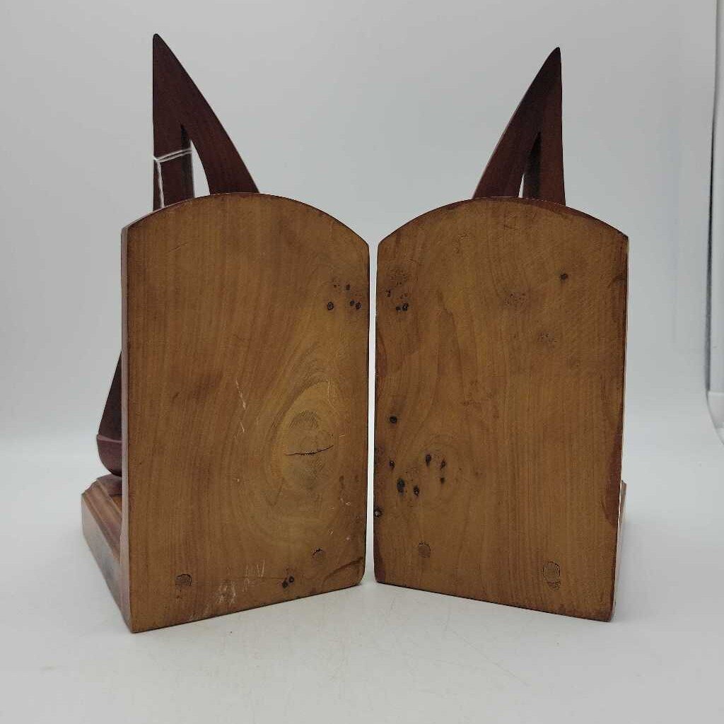 Mid Century Bermuda Wooden Sail boats Bookends (DS) 3524