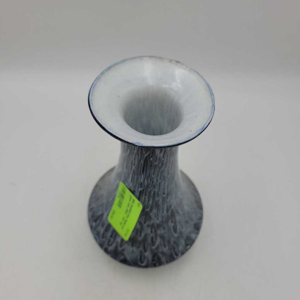 Modelled blue Polish art glass vase (SBG)