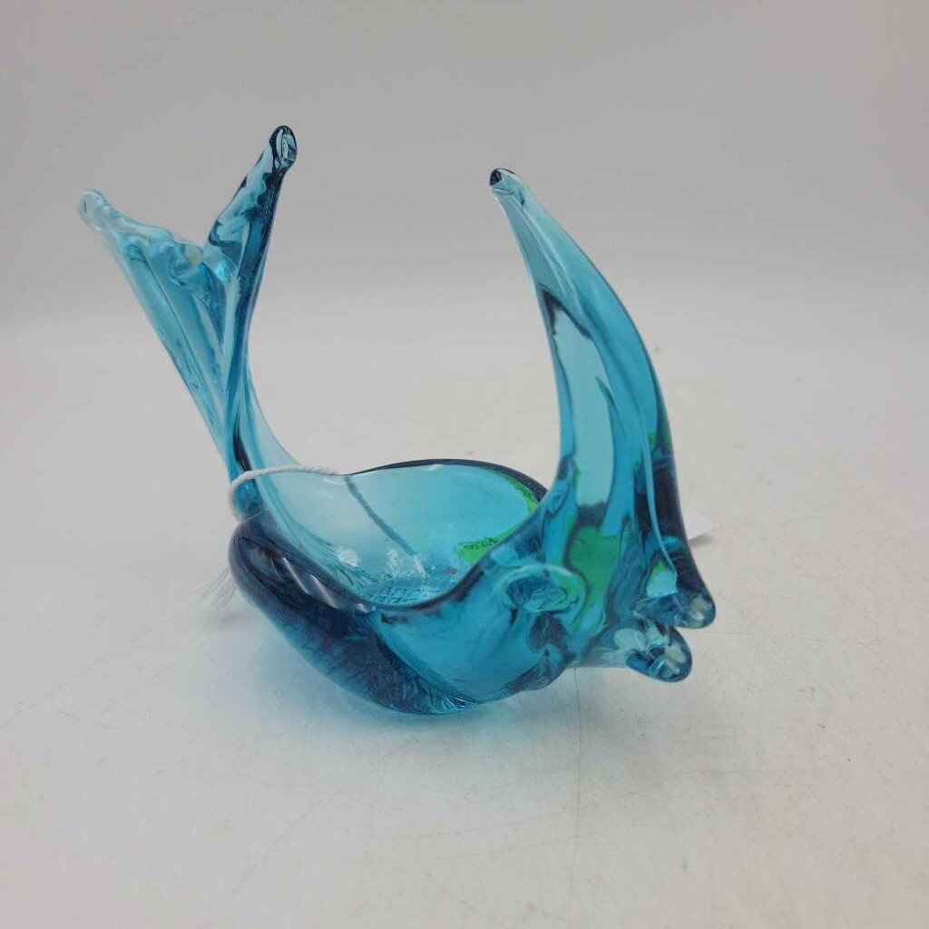 Chantilly Glass Fish (LOR)