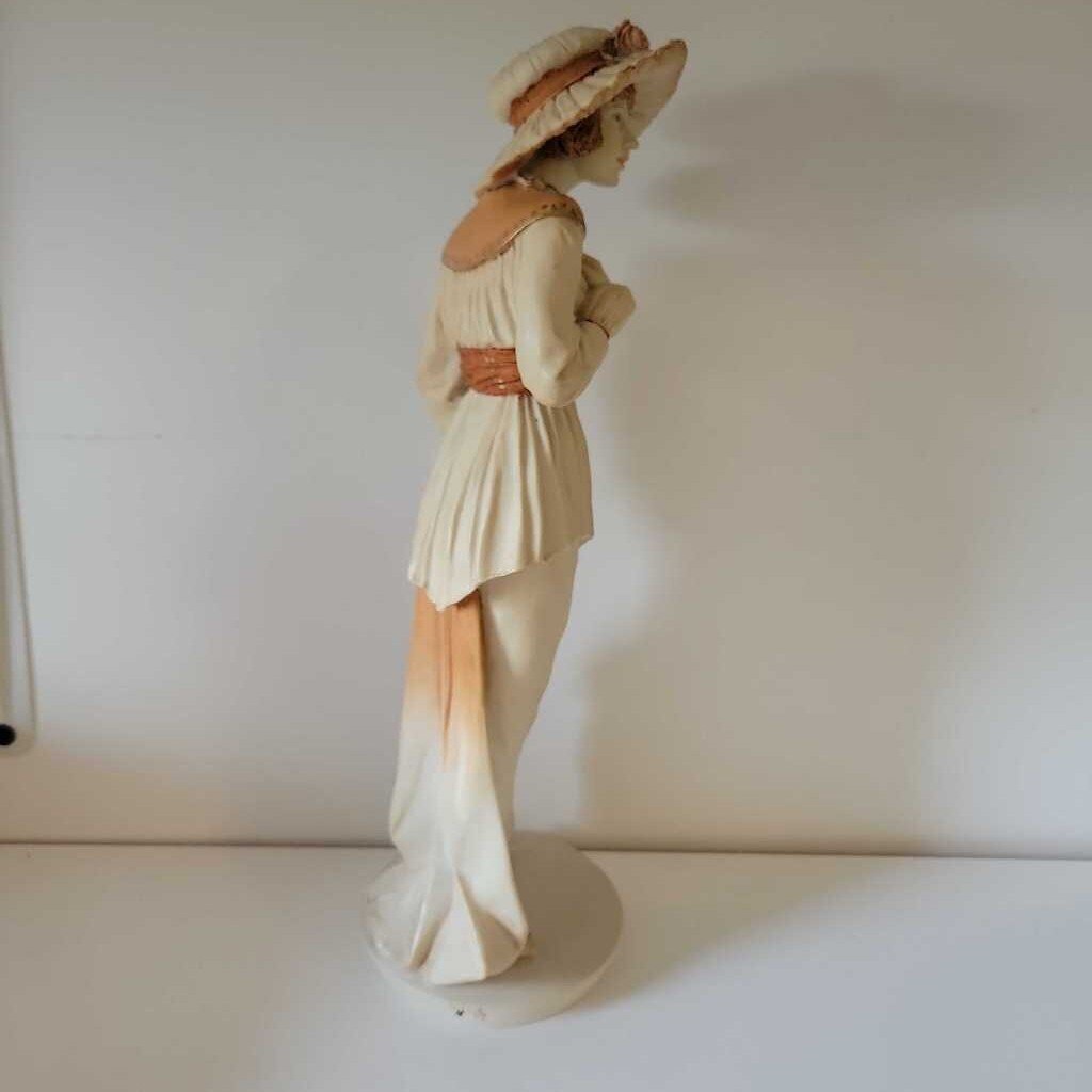 Royal Doulton Classique Vanessa Figurine CL 3989 (Haus)