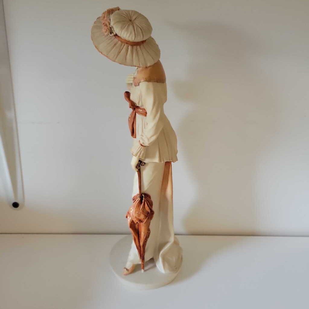 Royal Doulton Classique Vanessa Figurine CL 3989 (Haus)