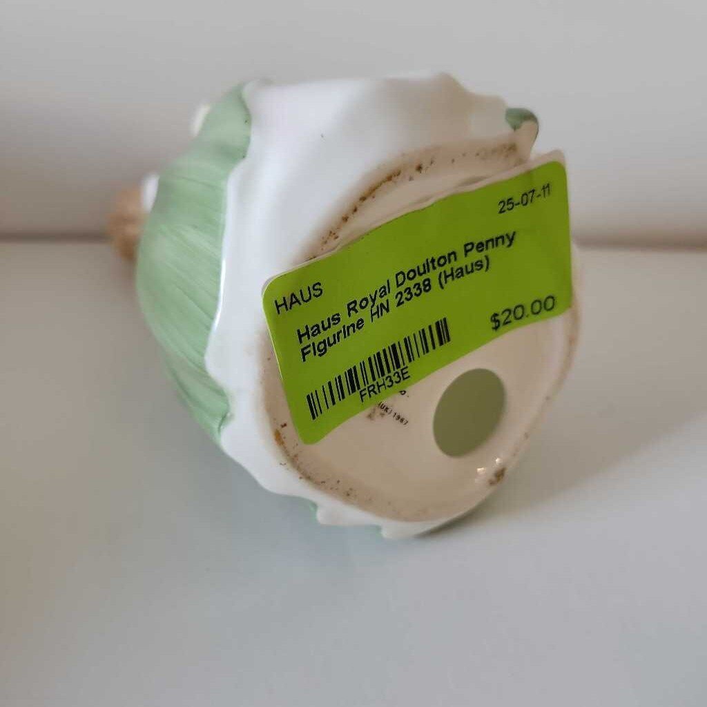 Royal Doulton Penny Figurine HN 2338 (Haus)