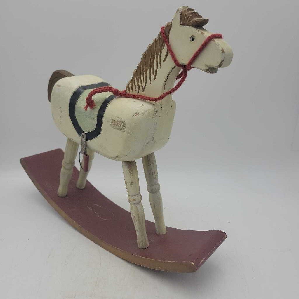 Folk Art Wooden Horse (US2)