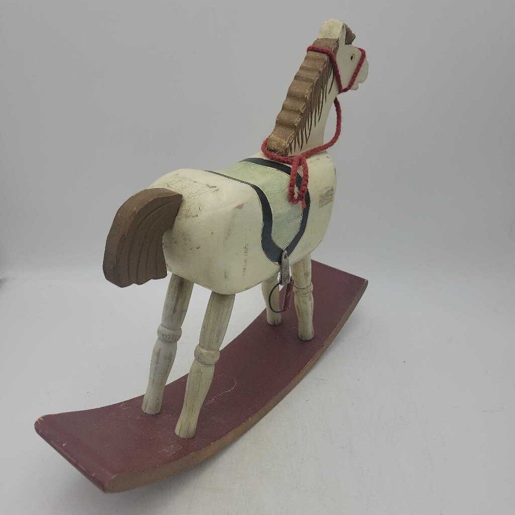 Folk Art Wooden Horse (US2)