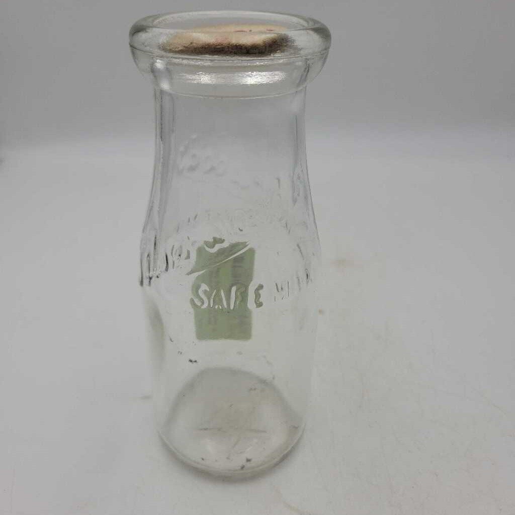 Silverwood's Safe milk Half pint bottle ( JAS)