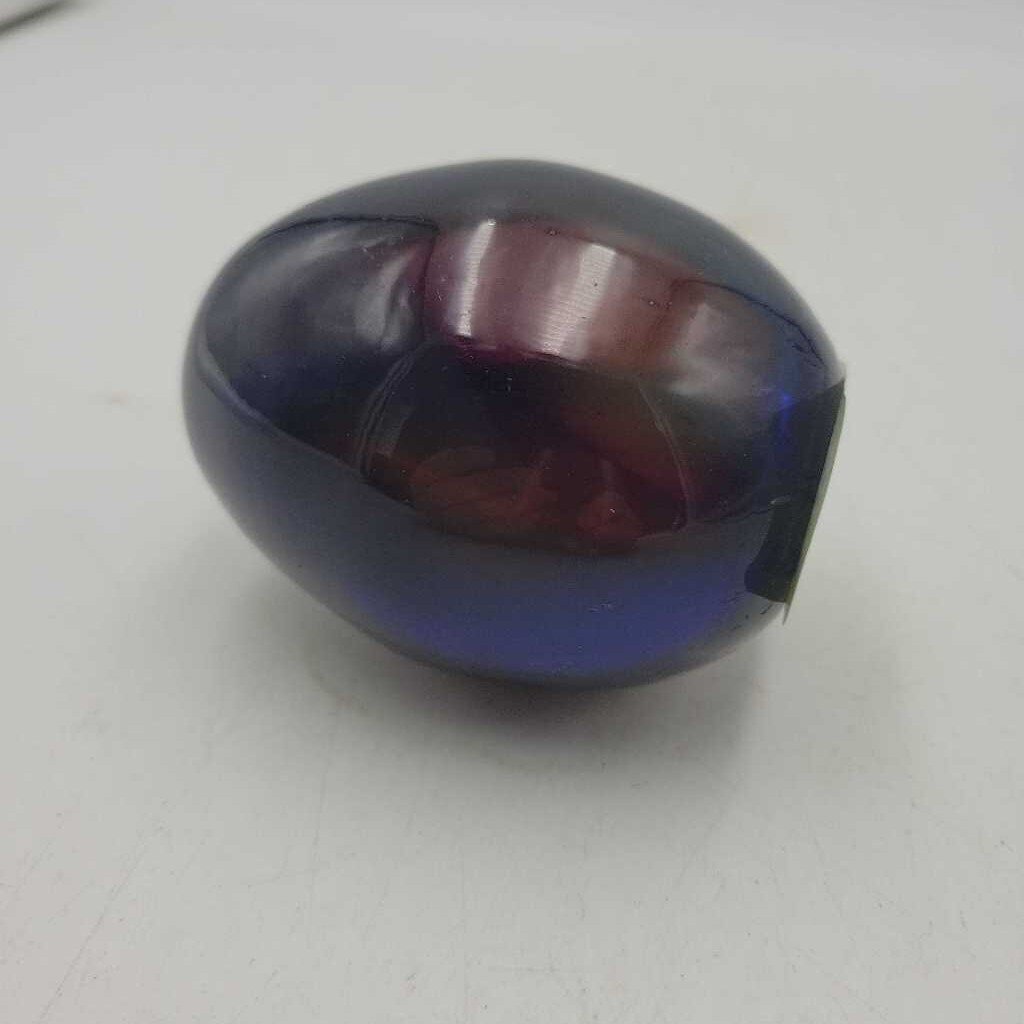 Glass Paperweight (JL)