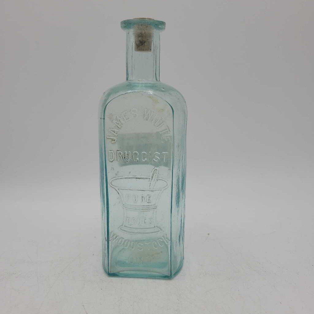 Woodstock Medicine Bottle (DR)