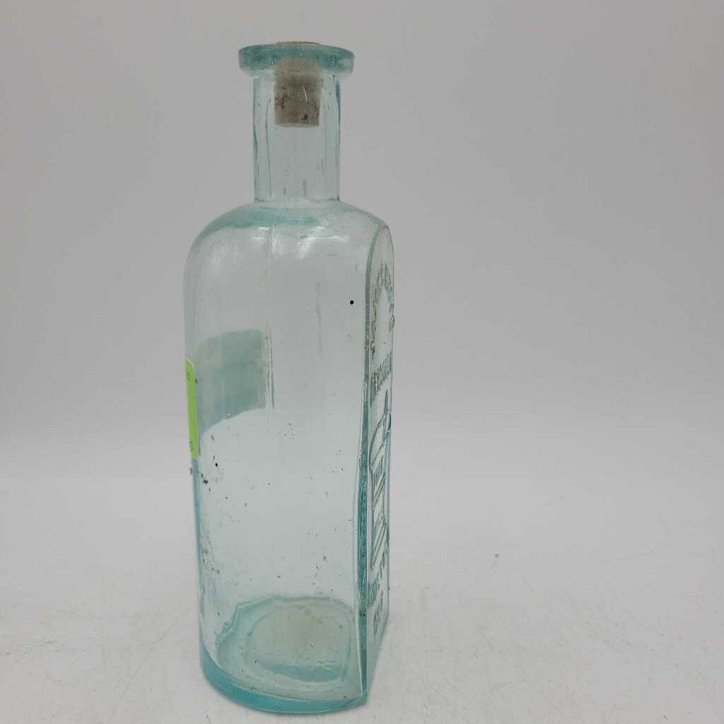 Woodstock Medicine Bottle (DR)