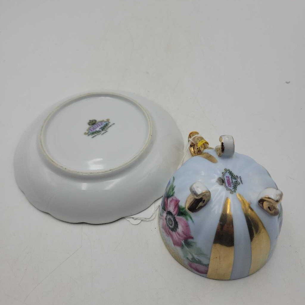 3 Legged Cup and Saucer (DEB)