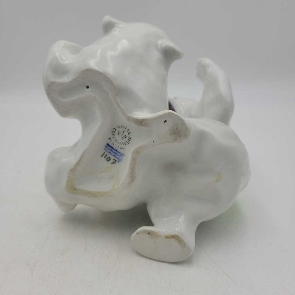Vintage Royal Copenhagen Denmark 1107 Polar Bears Playing