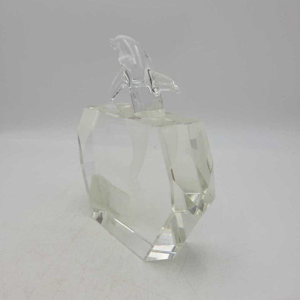 Shannon Crystal Dolphin Sculpture Ireland (RHA)