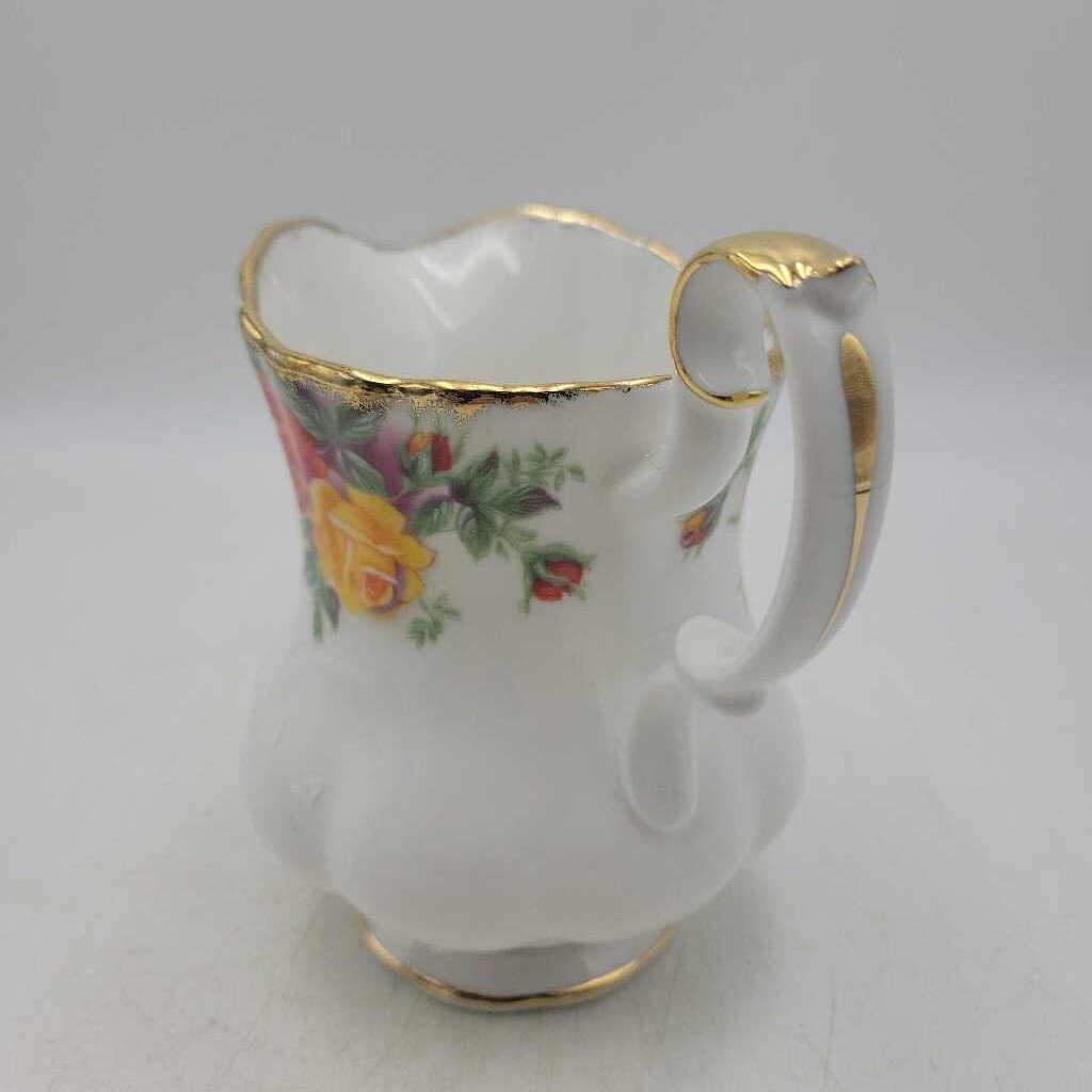 Royal Albert creamer Pacific Rose JR (NUR)