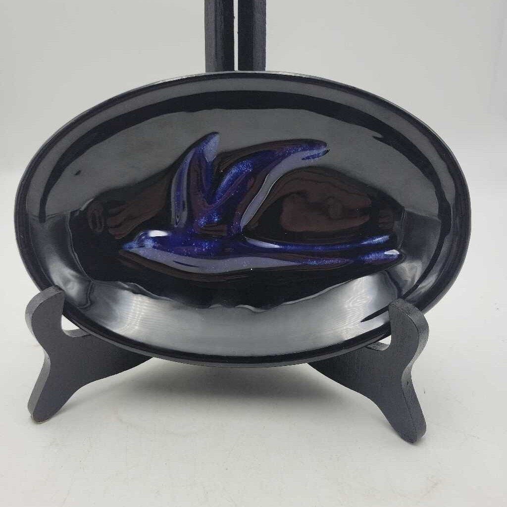 Blue Mountain Pottery Dish (YVO) (507)