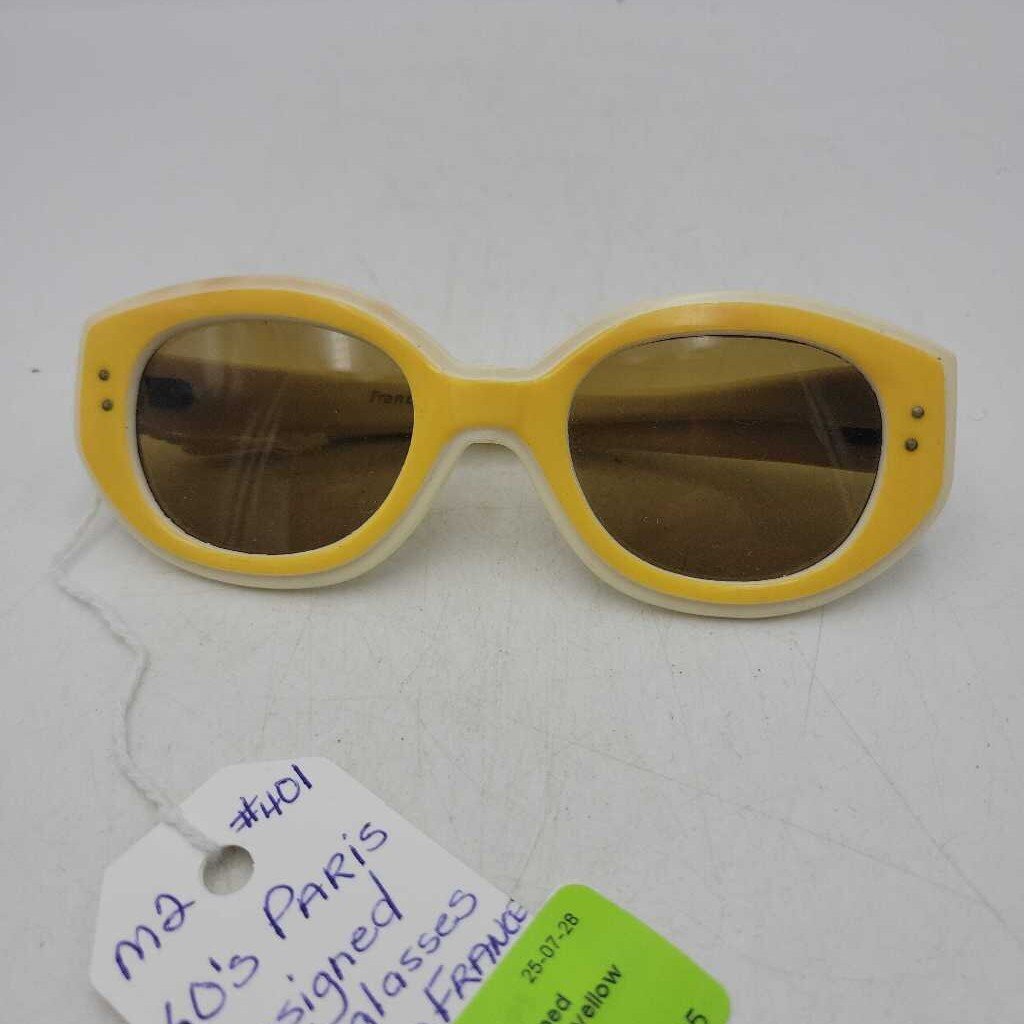 1960's Paris Designed Sunglasses (M2) #401