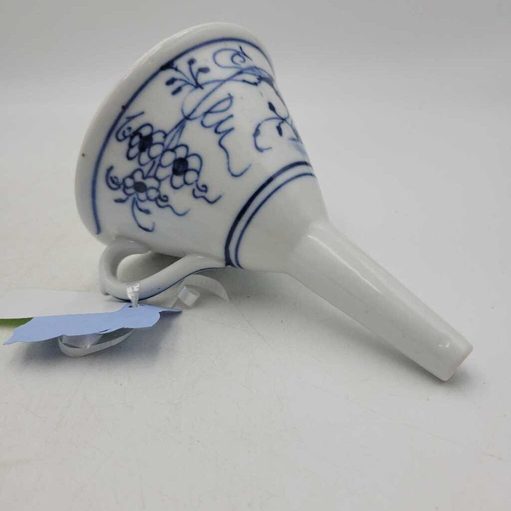 Vintage Ceramic Blue and White Funnel (TRE)