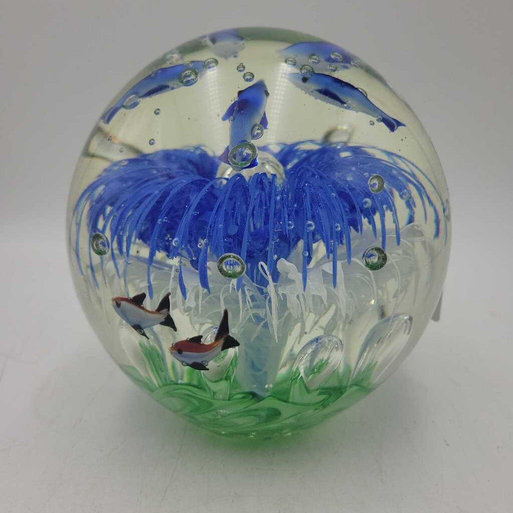Ocean Scene Large Paperweight (JL)