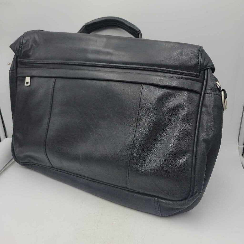 Danier Leather Bag (JAS)