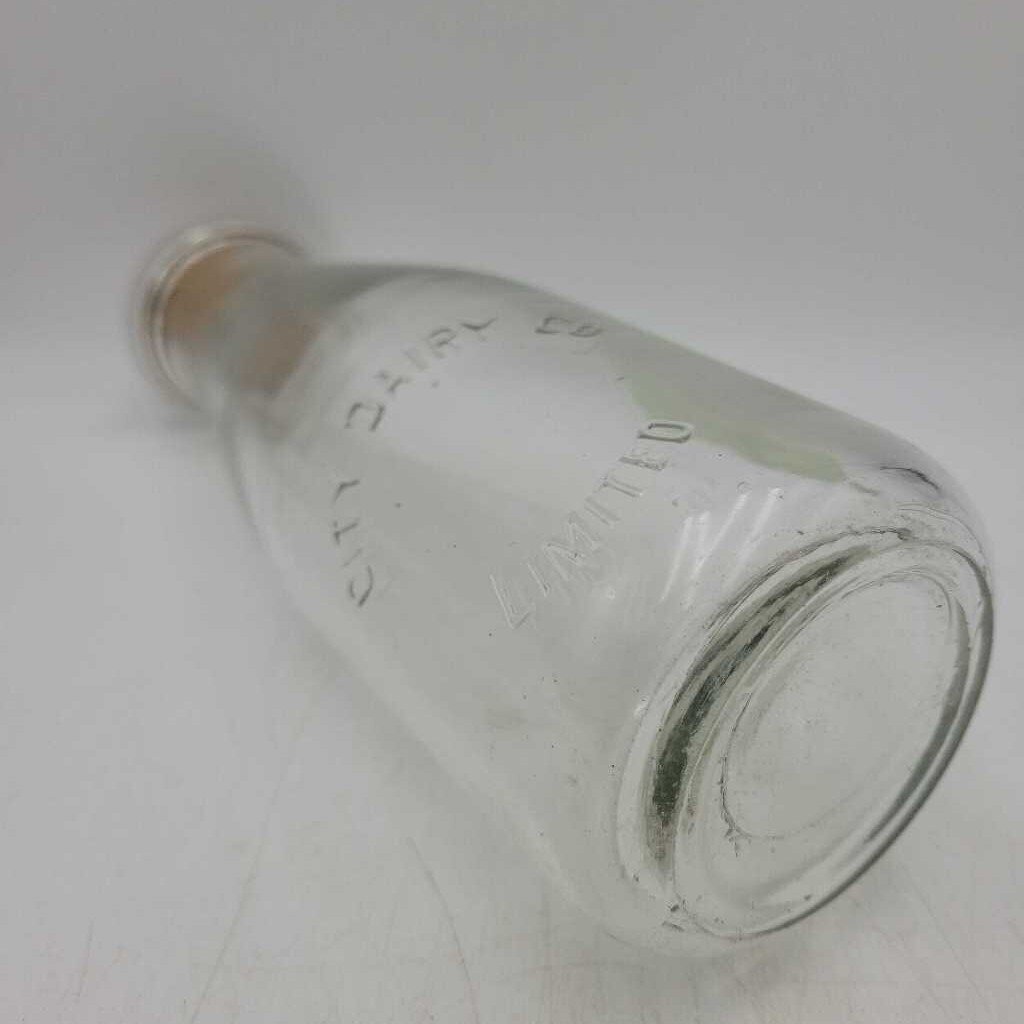 City Dairy pint milk bottle (JAS)