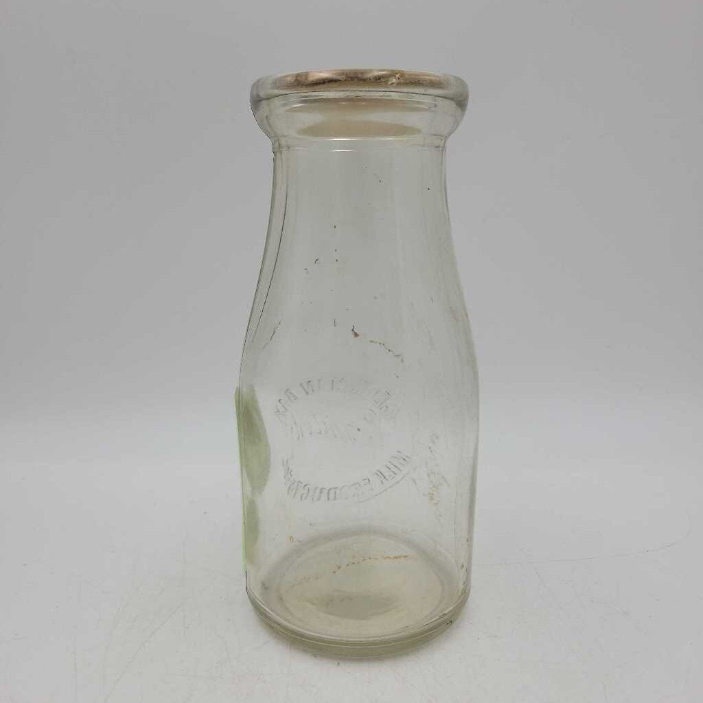Georgian Bay Dairy Quarter pint milk bottle (JAS)