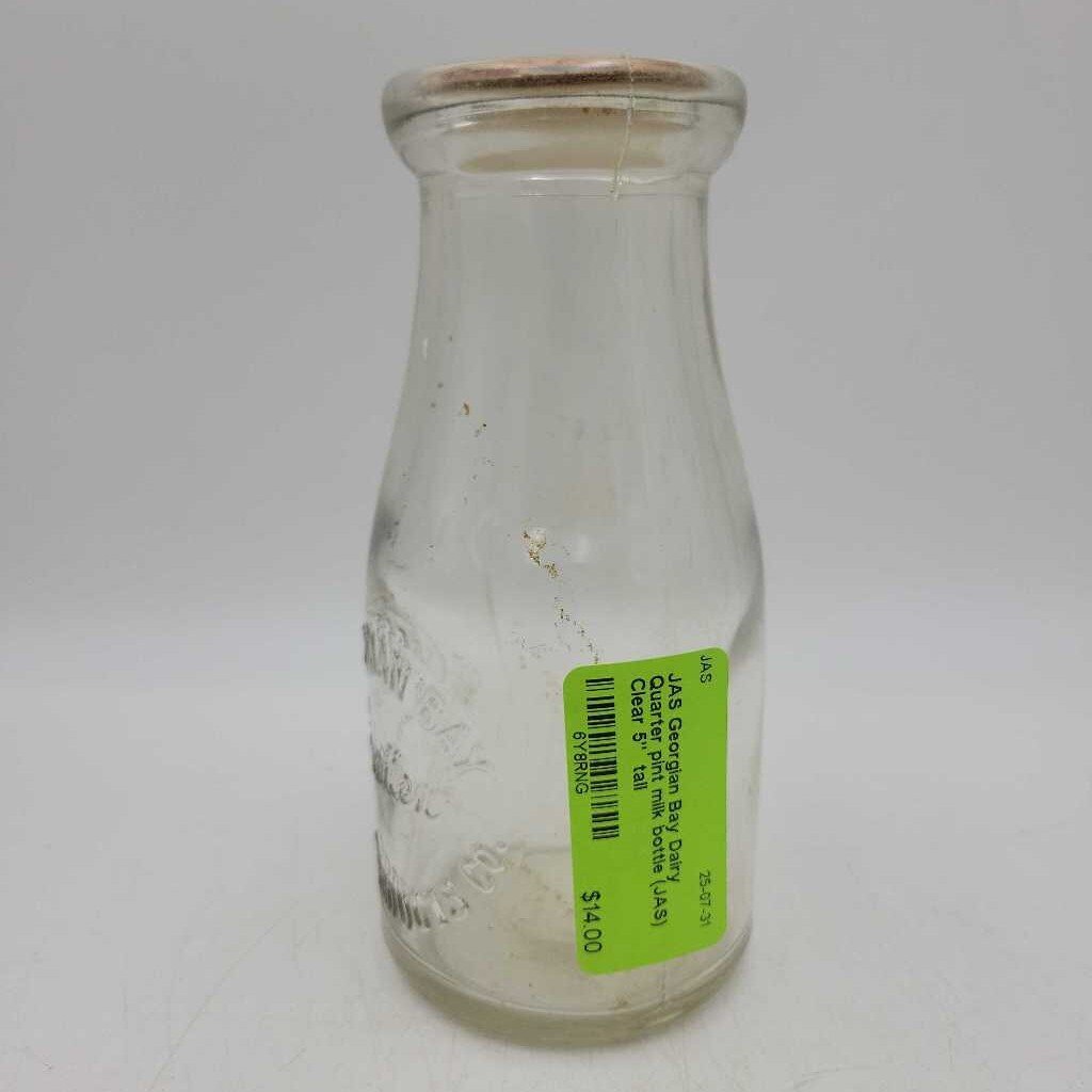 Georgian Bay Dairy Quarter pint milk bottle (JAS)