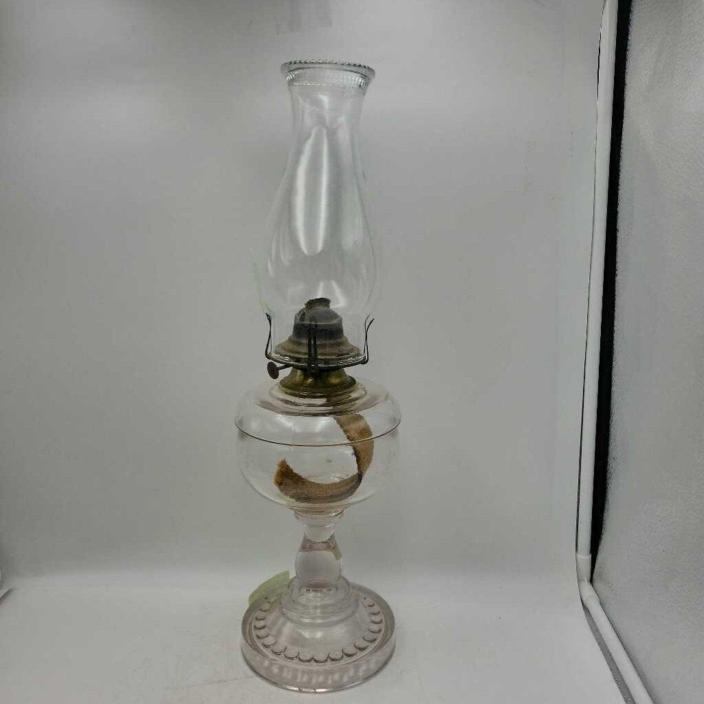 Large Antique Oil Lantern Clean with wick (JAS)