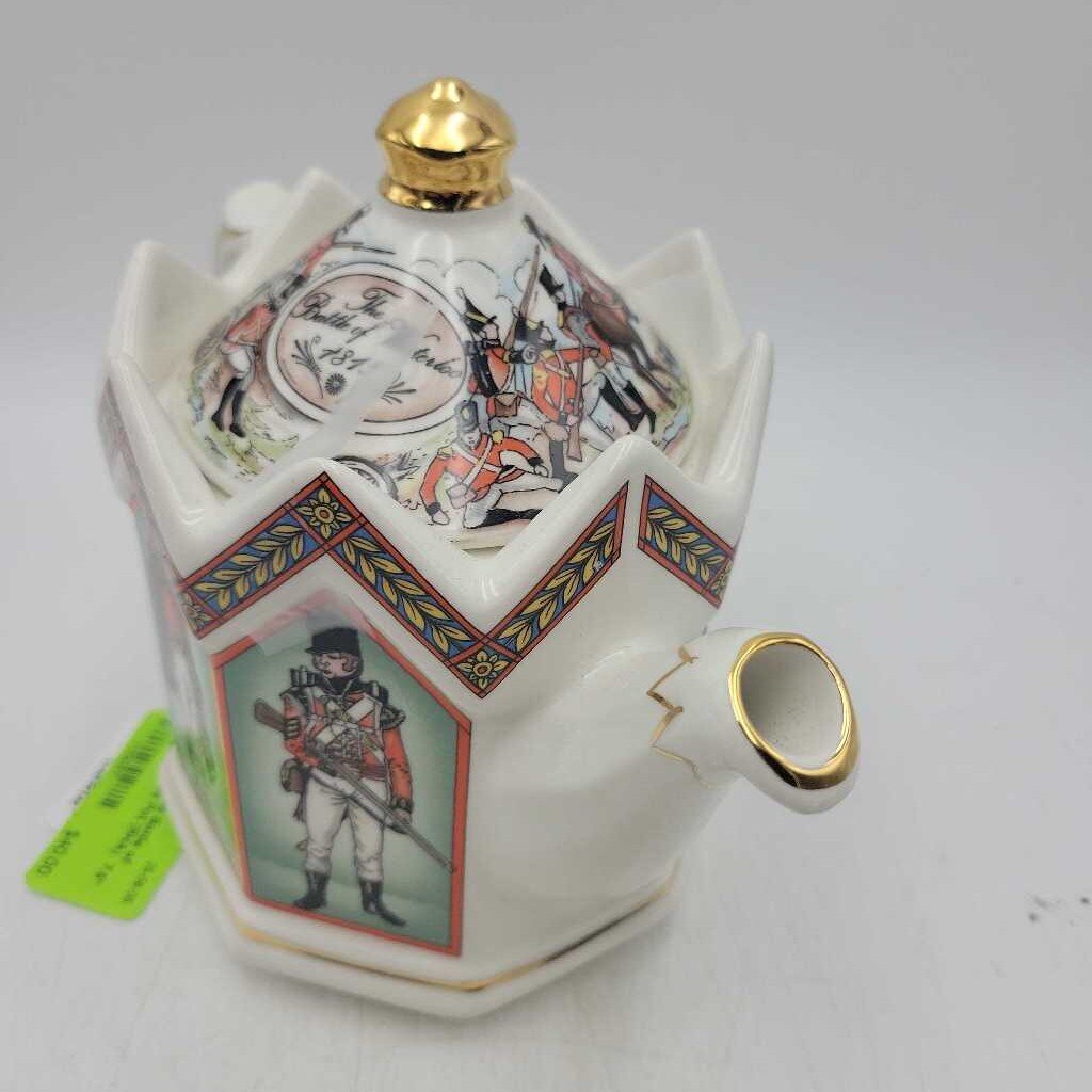 Sadler The Battle of Waterloo Tea Pot (RHA)