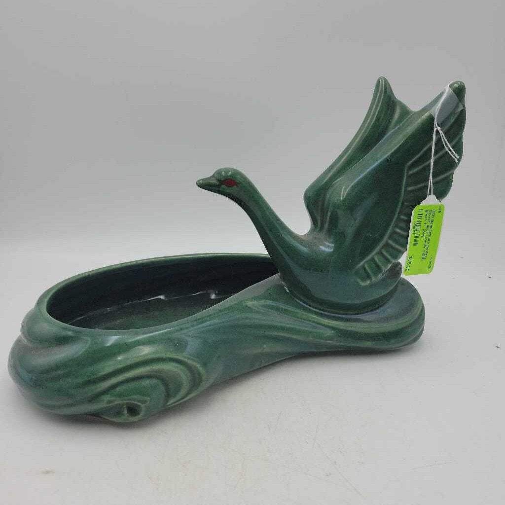 Beauceware pottery Goose duck planter (DEB)