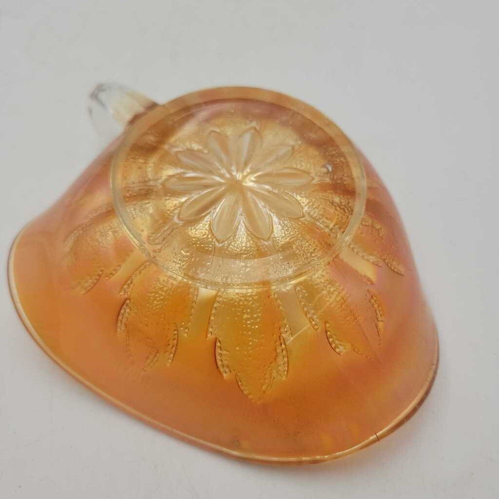 Dugan Carnival Glass Dish with handle (DS) 3235