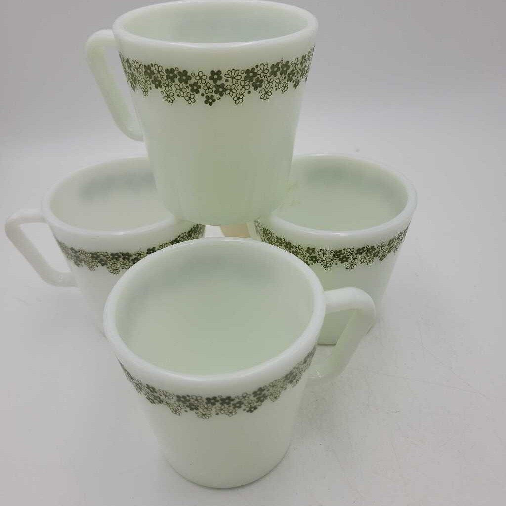 4 Pyrex Spring Blossom pattered mugs (TRE)