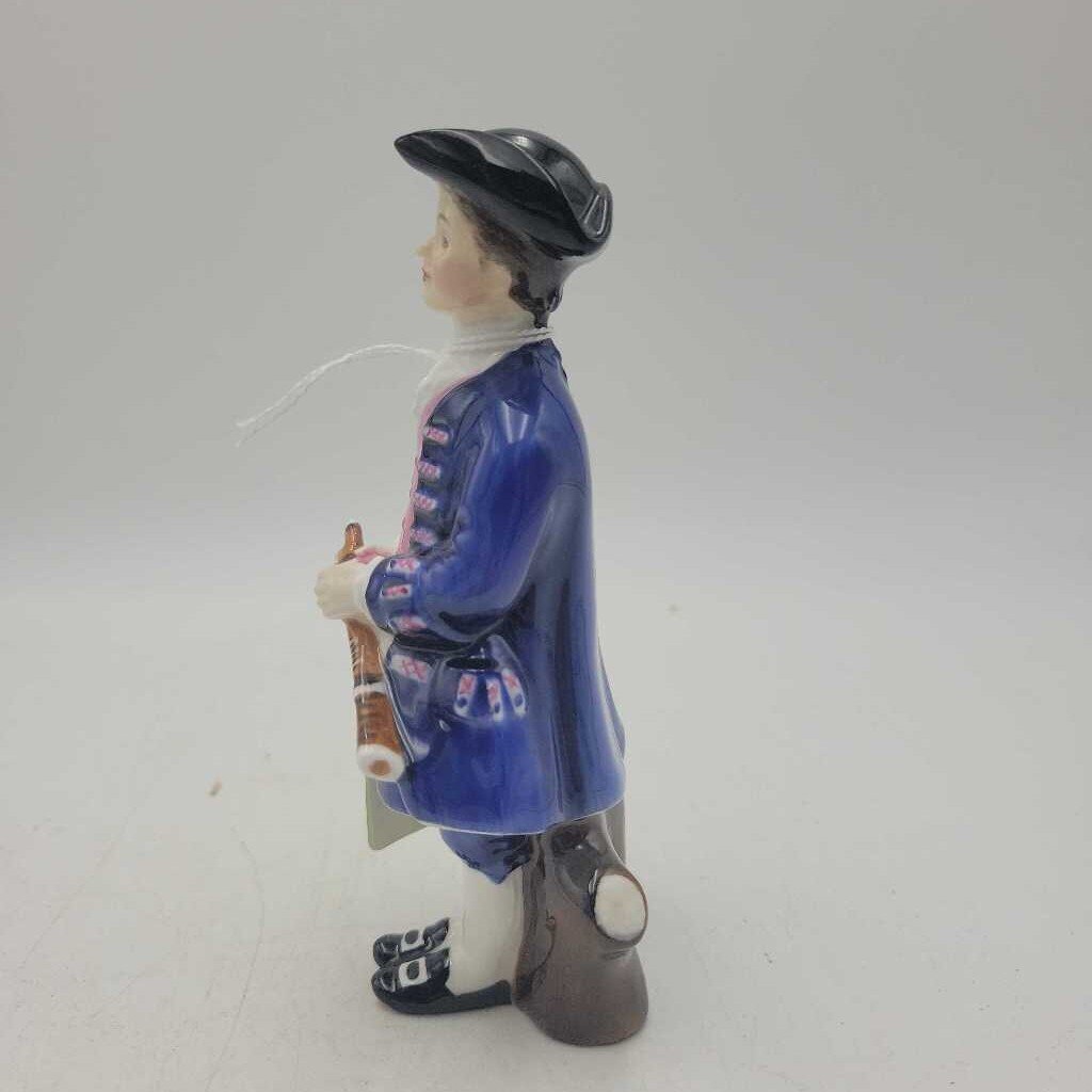 Royal Doulton "Boy from Williamsburg" HN2783 (DMG) 0552