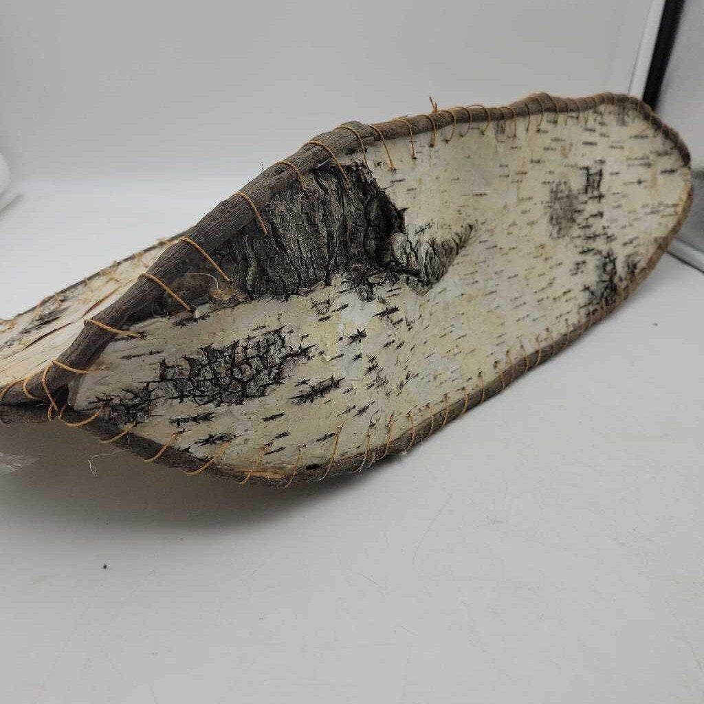 birch bark canoe Hand made (WR)
