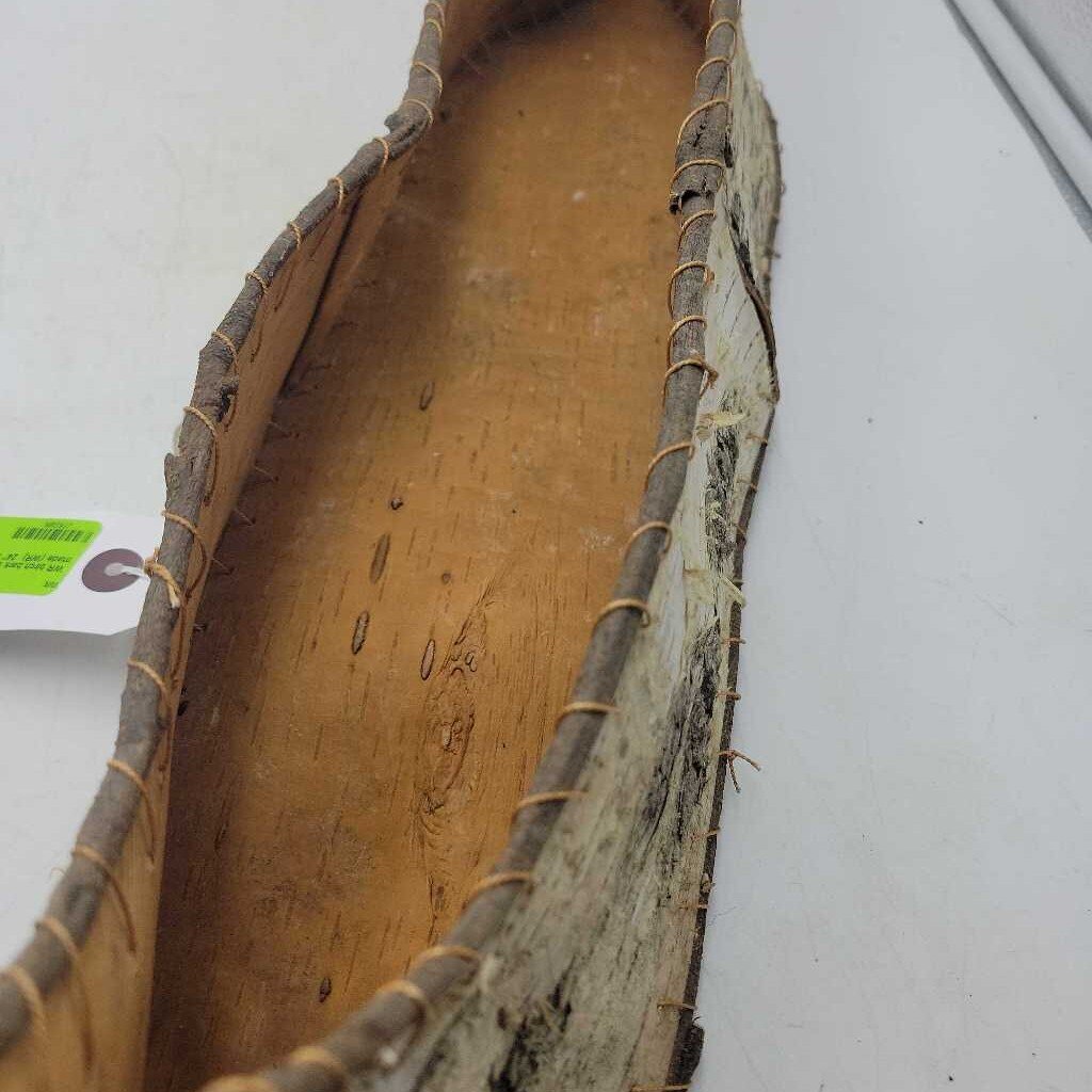 birch bark canoe Hand made (WR)
