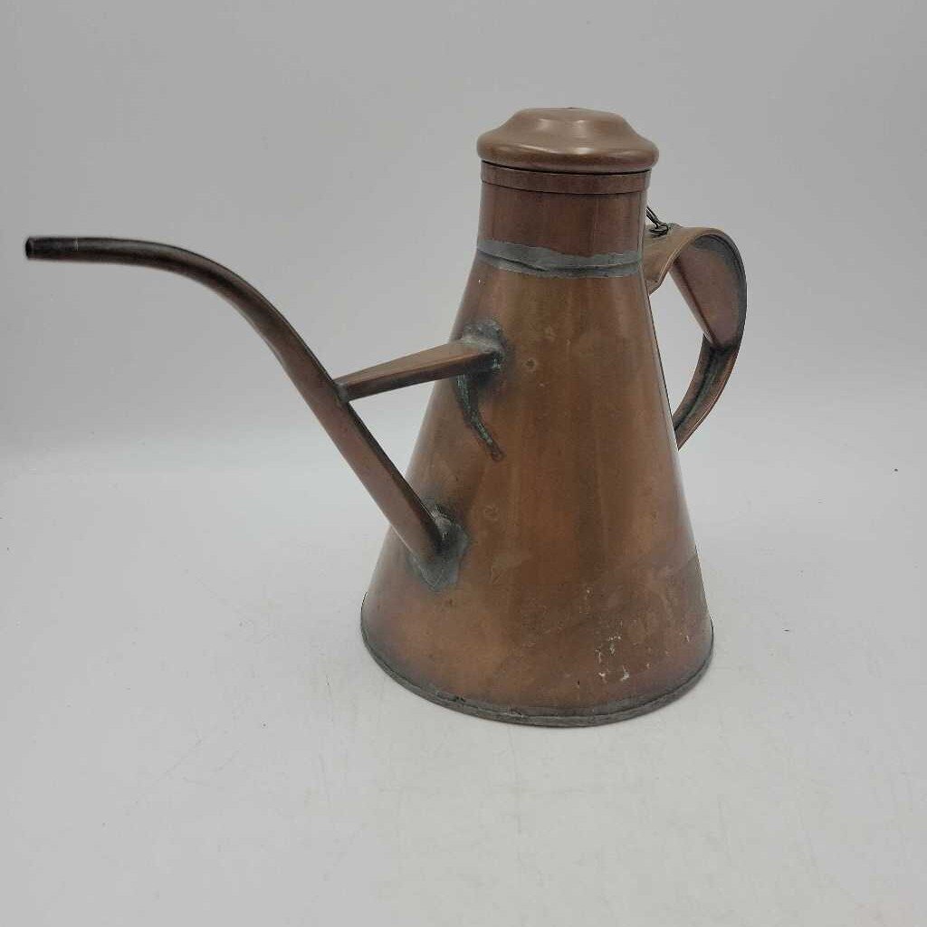 Antique Copper Oil Can (JL)