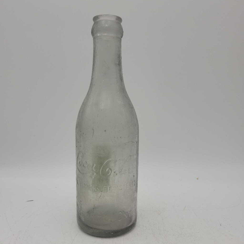 Coca Cola Coke Straight Sided Toronto Canadian Soda Pop bottle (JAS)