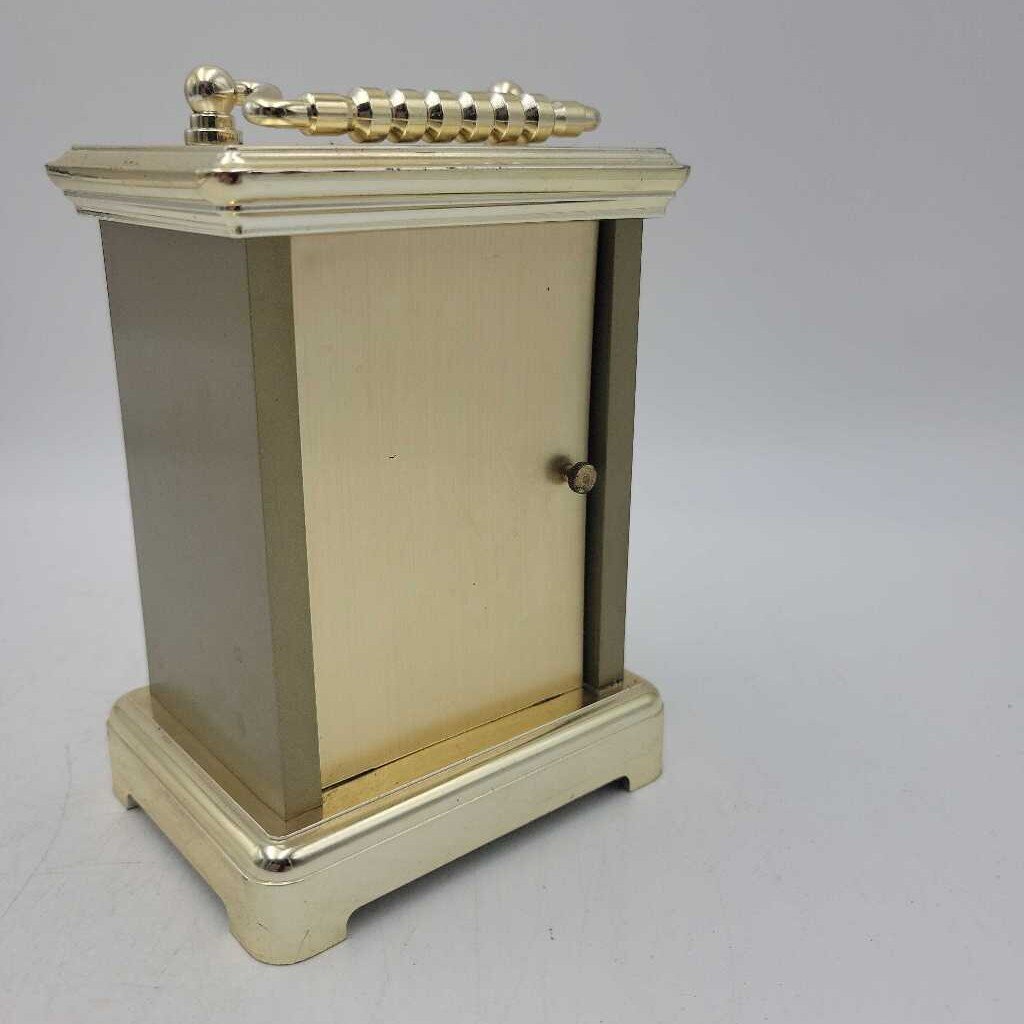London Clock Quartz West German (JAS)
