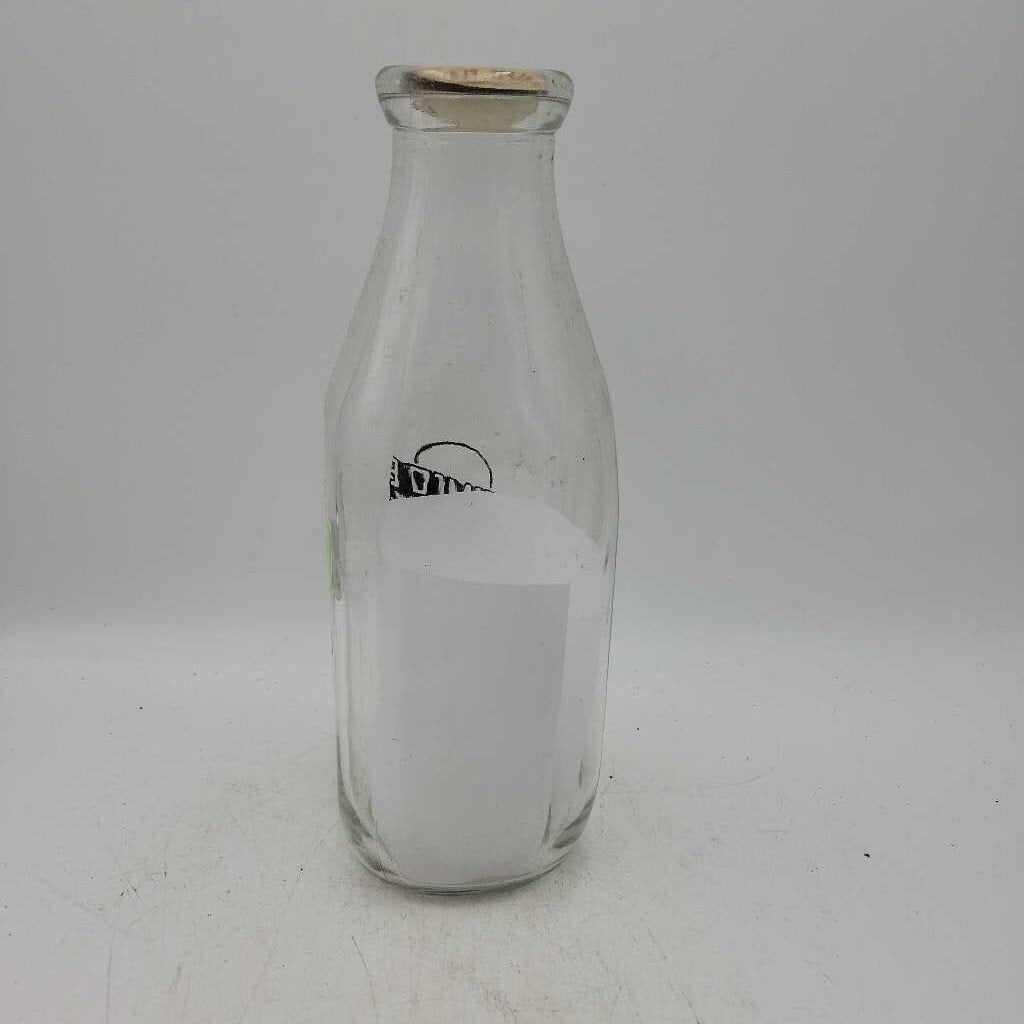 Simcoe Sanitary Dairy Quart milk Bottle (DR)