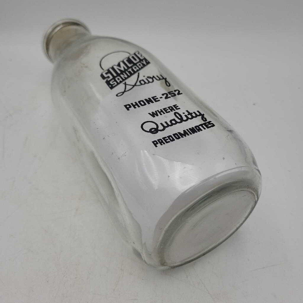Simcoe Sanitary Dairy Quart milk Bottle (DR)
