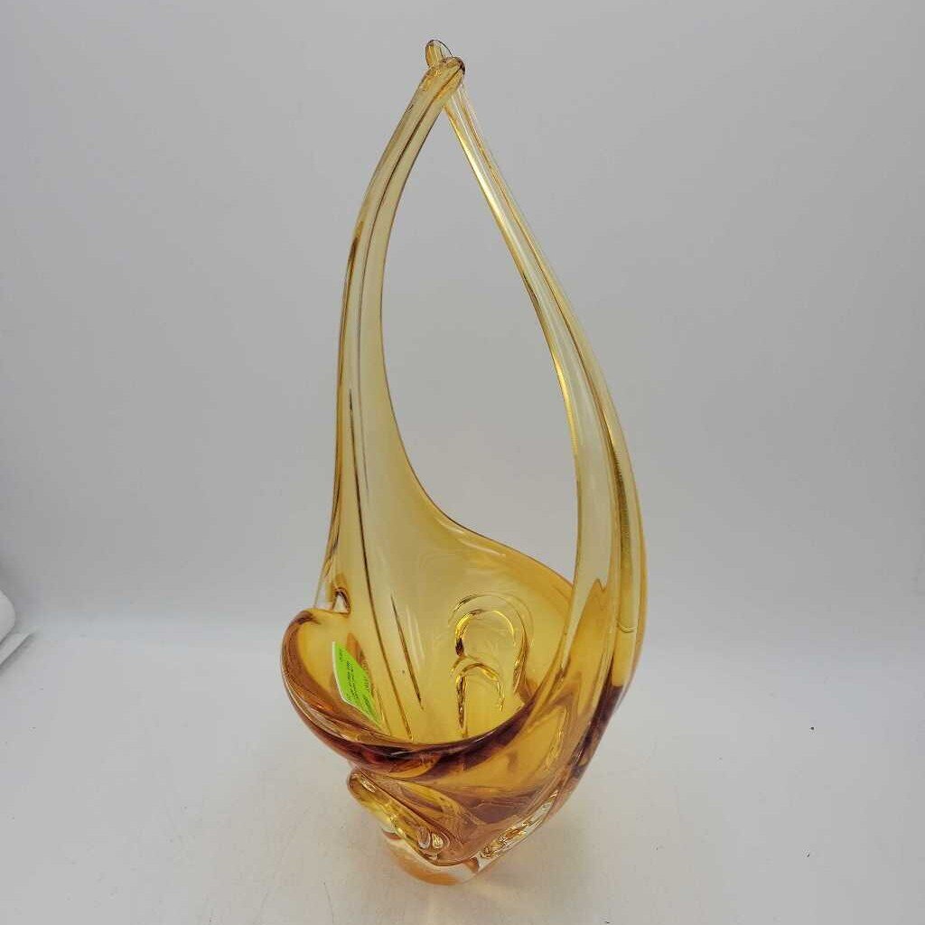 Amber Art Glass Vase (YVO) (509)