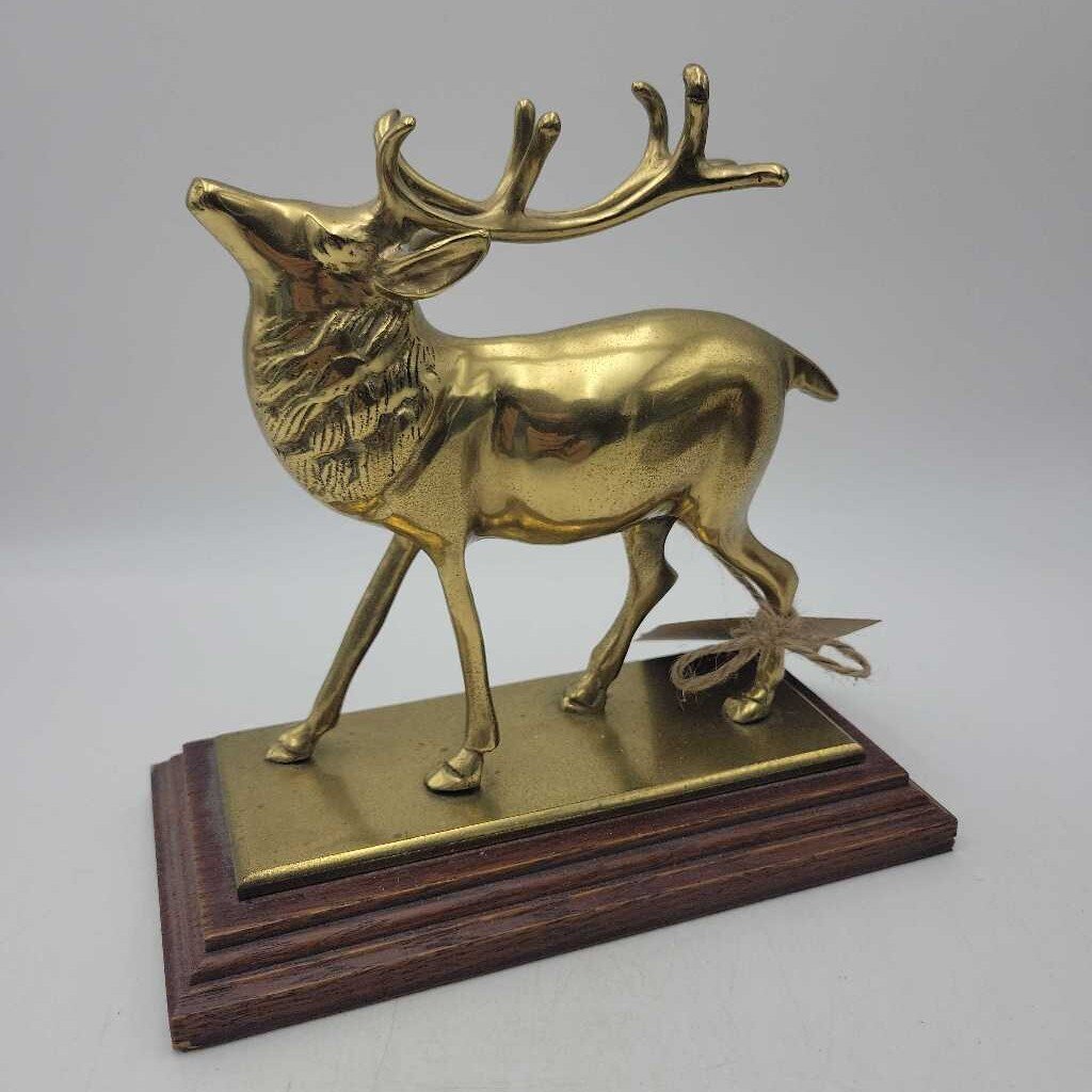 Brass Reindeer on Stand (1180)
