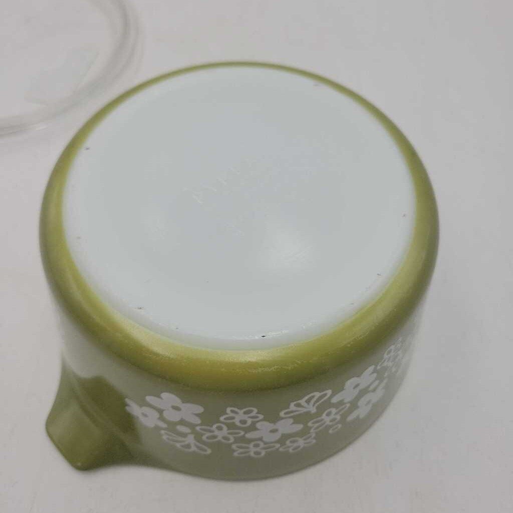 Green Pyrex Casserole w/Lid (YVO) (509)