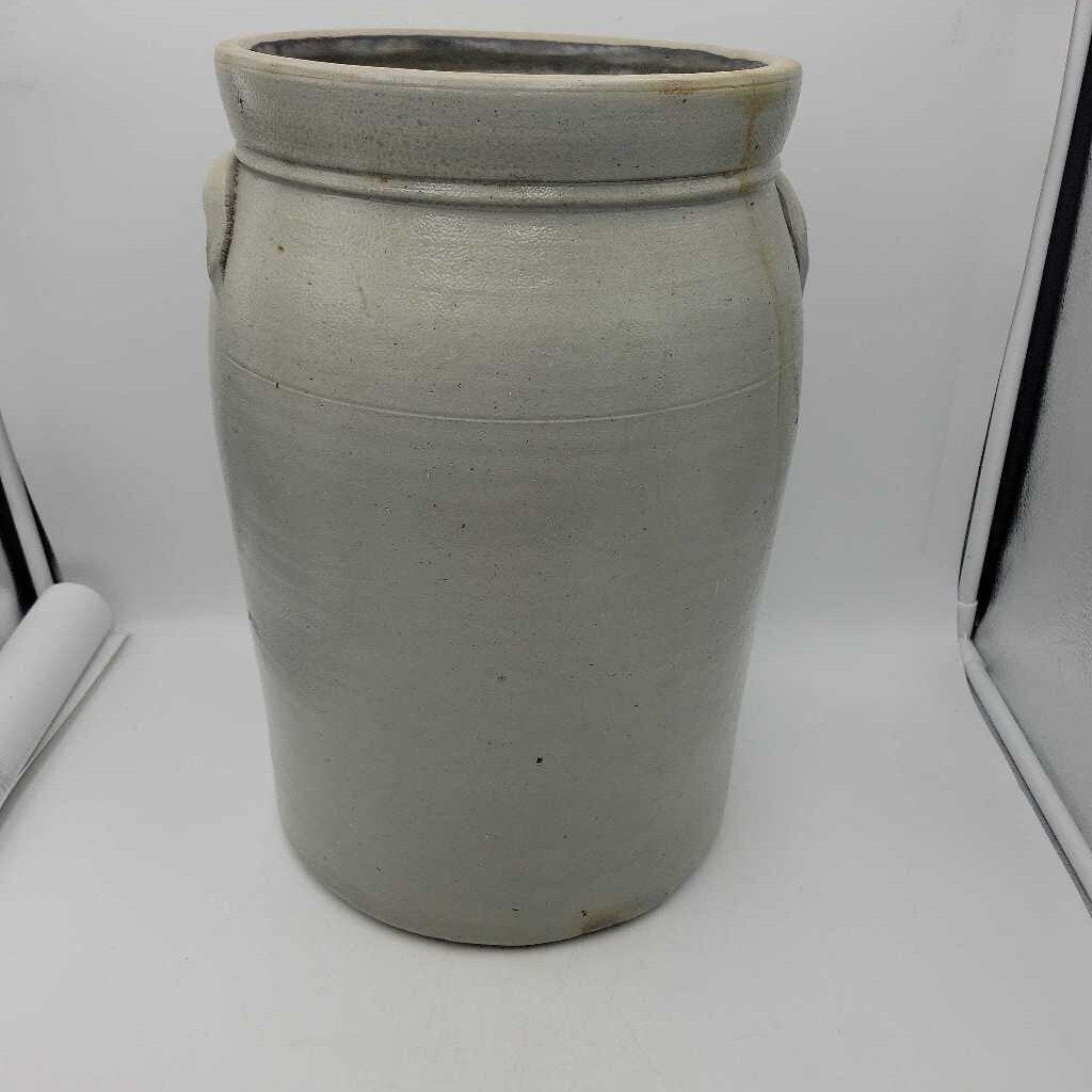 B.S. Mfg Brantford Stoneware 5 Gal Butter Churn Crock (JAS)